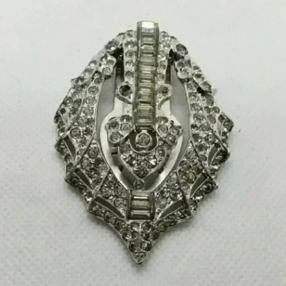 Antique Rhinestone Fur Clip Large Size Art Deco Nouveau Rhodium Vintage Silver